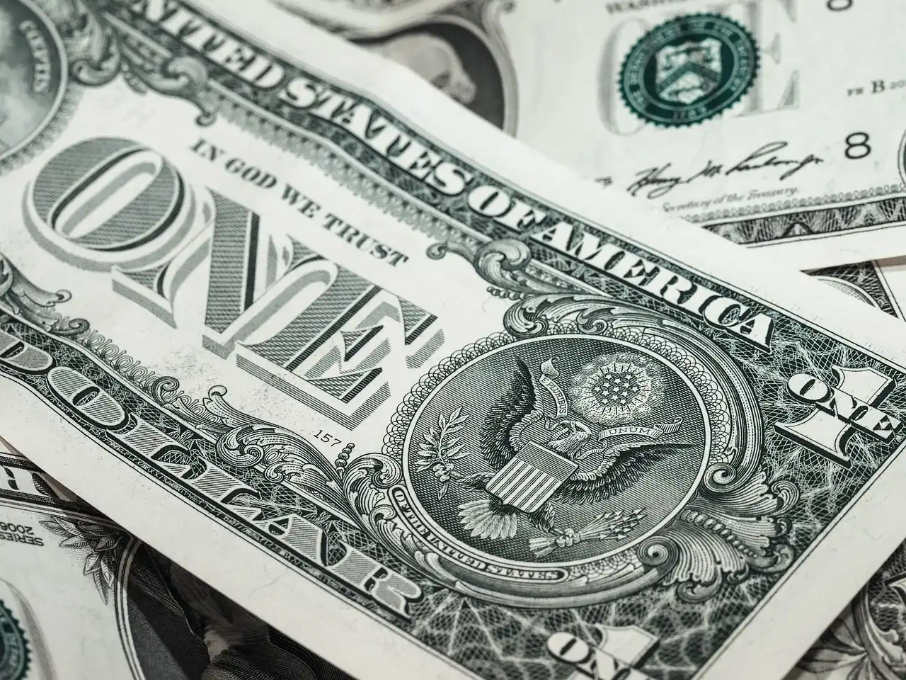 Earning passive income by staking cryptocurrencies securely on trusted platforms